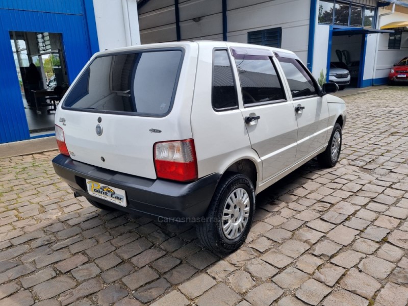 UNO 1.0 MPI MILLE FIRE 8V FLEX 4P MANUAL - 2006 - VACARIA