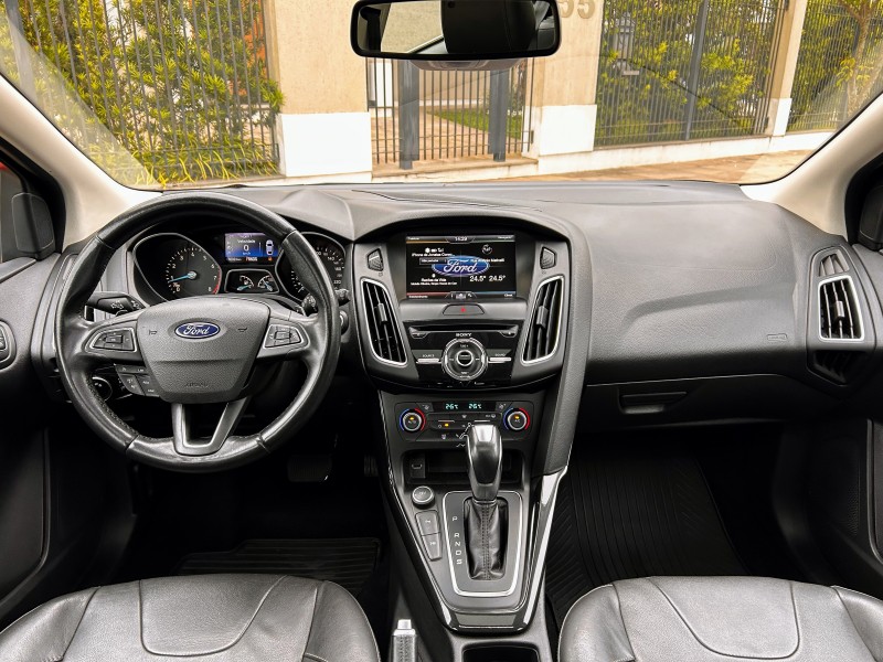 FOCUS 2.0 TITANIUM PLUS HATCH 16V FLEX 4P AUTO - 2016 - BENTO GONçALVES