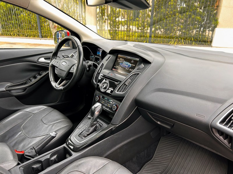 FOCUS 2.0 TITANIUM PLUS HATCH 16V FLEX 4P AUTO - 2016 - BENTO GONçALVES
