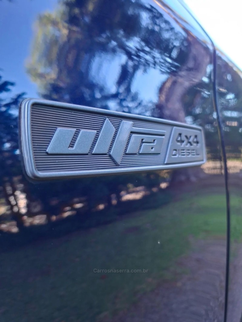 TORO 2.0 16V ULTRA 4X4 AT9 DIESEL 4P AUTOMÁTICO - 2022 - CANELA