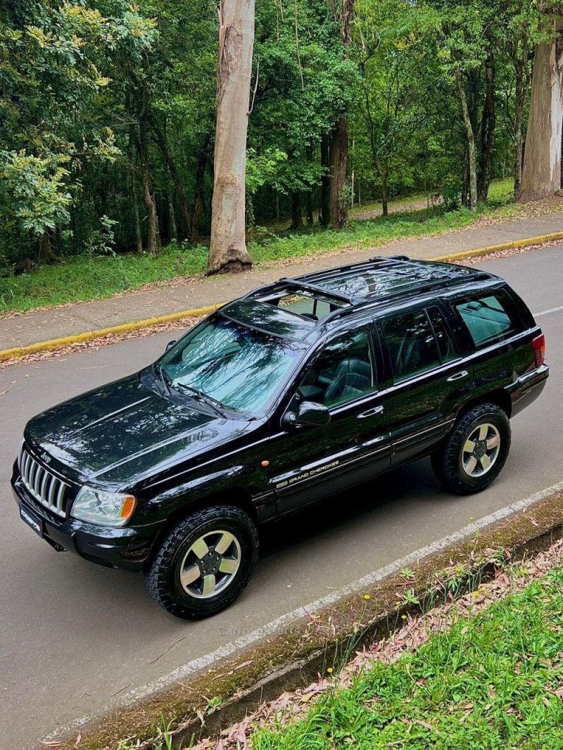 GRAND CHEROKEE 4.7 LIMITED QUADRA DRIVE 4X4 V8 16V GASOLINA 4P AUTOMÁTICO - 2004 - BENTO GONçALVES