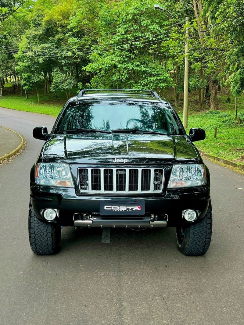 GRAND CHEROKEE 4.7 LIMITED QUADRA DRIVE 4X4 V8 16V GASOLINA 4P AUTOMÁTICO - 2004 - BENTO GONçALVES