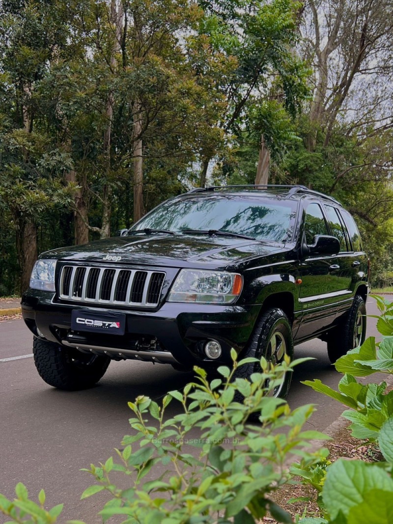 GRAND CHEROKEE 4.7 LIMITED QUADRA DRIVE 4X4 V8 16V GASOLINA 4P AUTOMÁTICO - 2004 - BENTO GONçALVES