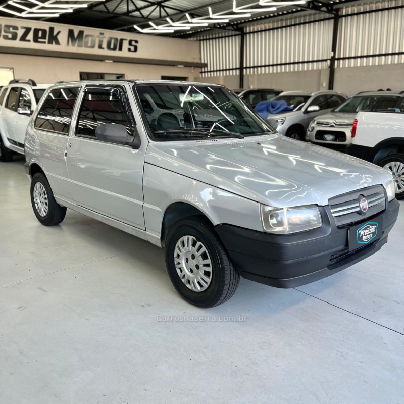 UNO 1.0 MPI MILLE 8V GASOLINA 2P MANUAL - 2013 - CANOAS