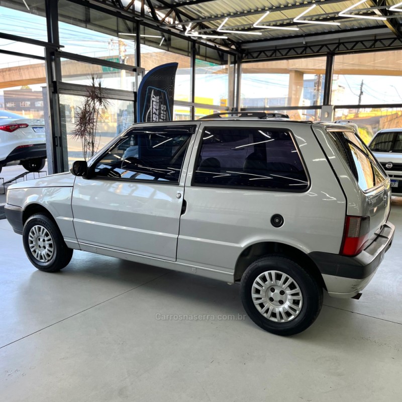 UNO 1.0 MPI MILLE 8V GASOLINA 2P MANUAL - 2013 - CANOAS