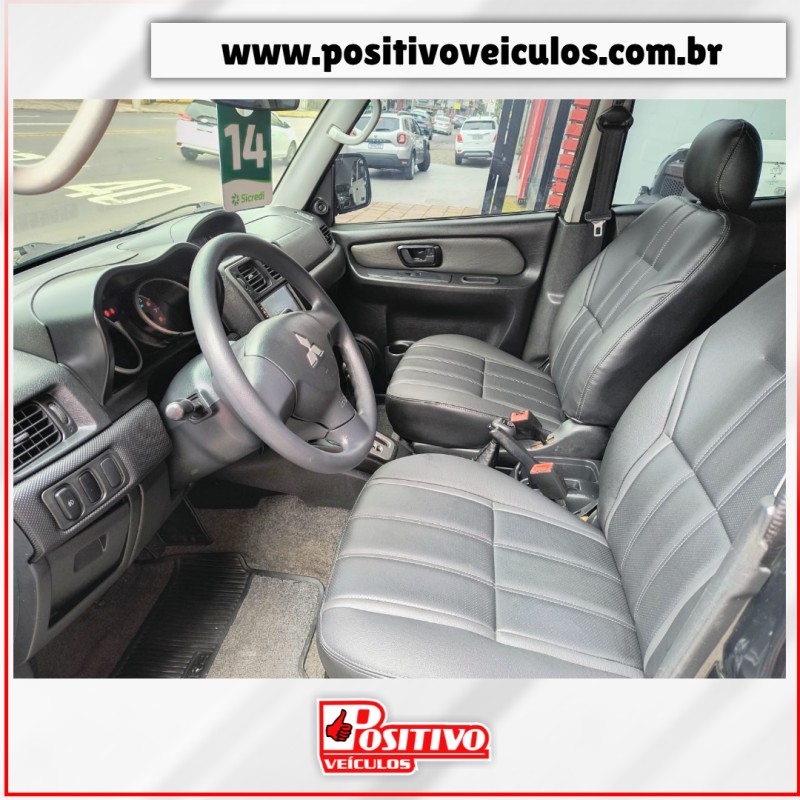 PAJERO TR4 2.0 4X4 16V 140CV FLEX 4P AUTOMÁTICO - 2014 - CAXIAS DO SUL