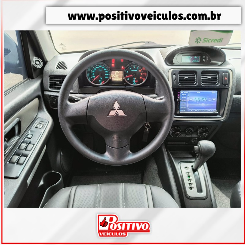 PAJERO TR4 2.0 4X4 16V 140CV FLEX 4P AUTOMÁTICO - 2014 - CAXIAS DO SUL