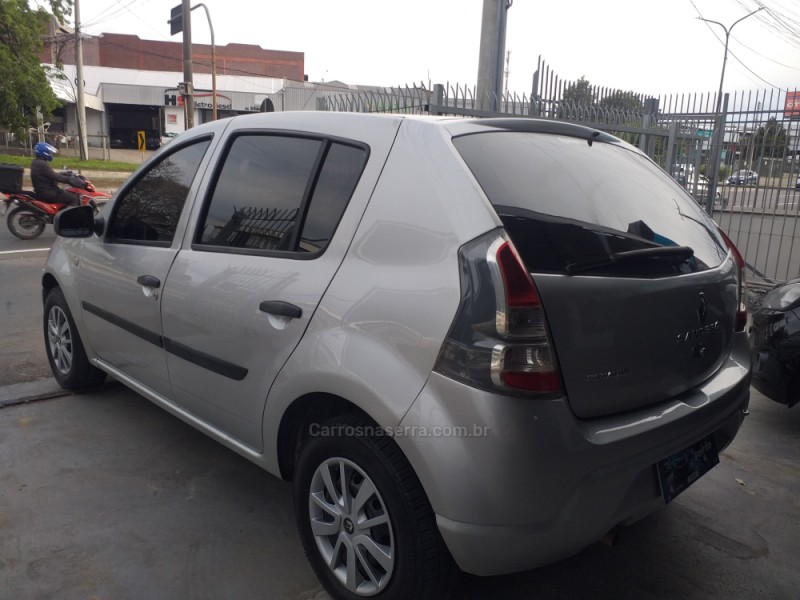 SANDERO 1.0 EXPRESSION 16V FLEX 4P MANUAL - 2014 - CAXIAS DO SUL
