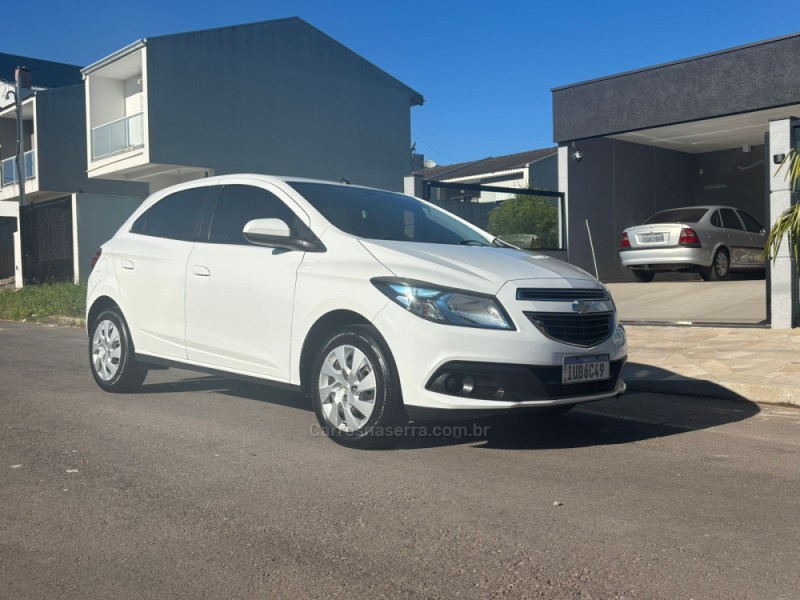 onix  2013 caxias do sul