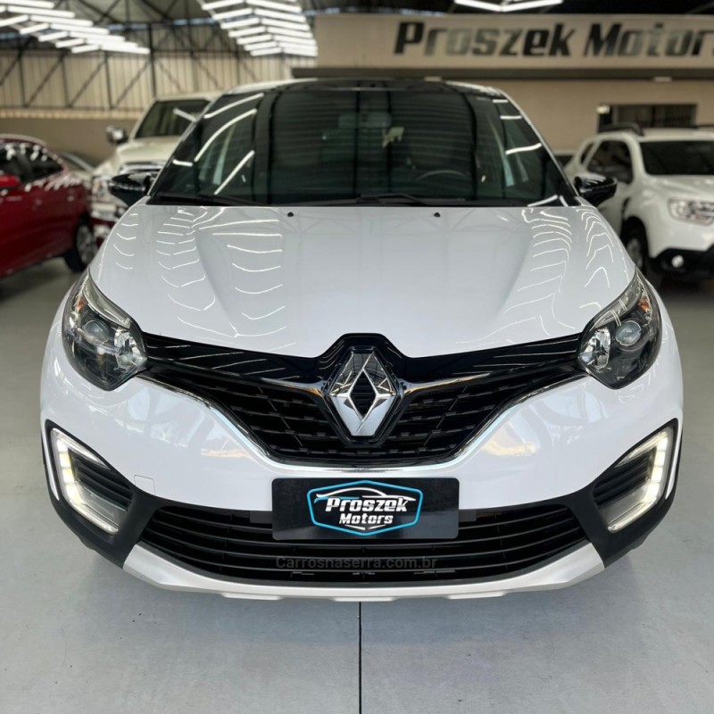 CAPTUR 1.6 LIFE 16V FLEX 4P AUTOMÁTICO - 2021 - CANOAS