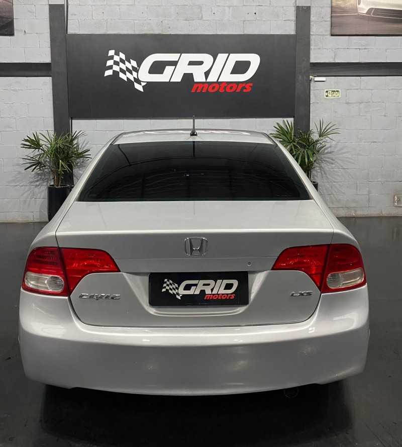 CIVIC 1.8 LXS 16V GASOLINA 4P AUTOMÁTICO - 2006 - ESTâNCIA VELHA