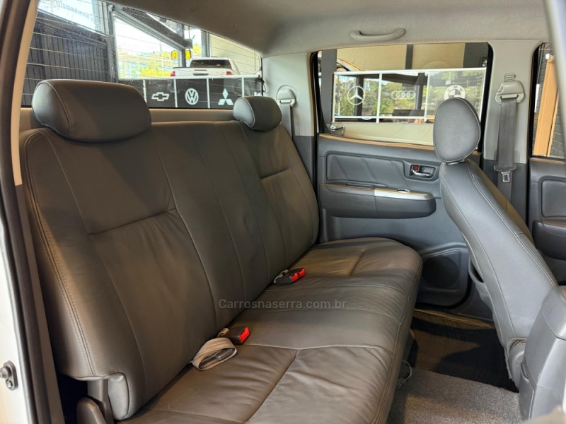 HILUX 3.0 SRV 4X4 CD 16V TURBO INTERCOOLER DIESEL 4P AUTOMÁTICO - 2013 - CAXIAS DO SUL