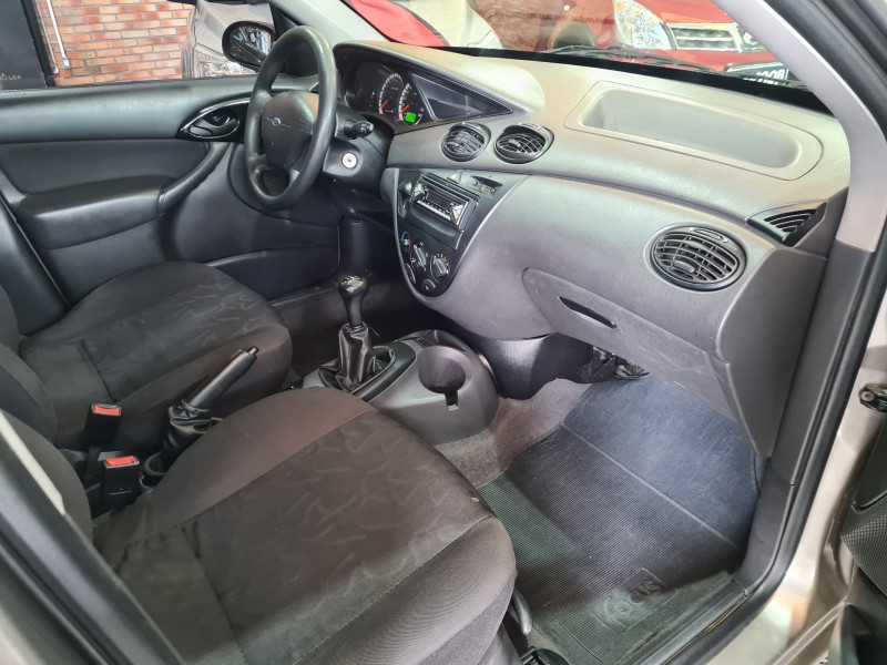 FOCUS 1.6 GL 8V GASOLINA 4P MANUAL - 2008 - FARROUPILHA