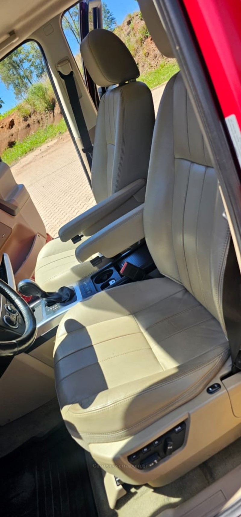 FREELANDER 2 2.0 DYNAMIC SI4 16V GASOLINA 4P AUTOMÁTICO - 2013 - IVOTI