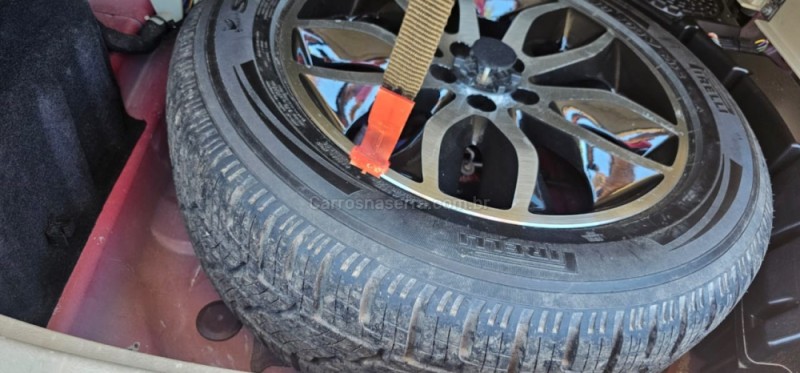 FREELANDER 2 2.0 DYNAMIC SI4 16V GASOLINA 4P AUTOMÁTICO - 2013 - IVOTI