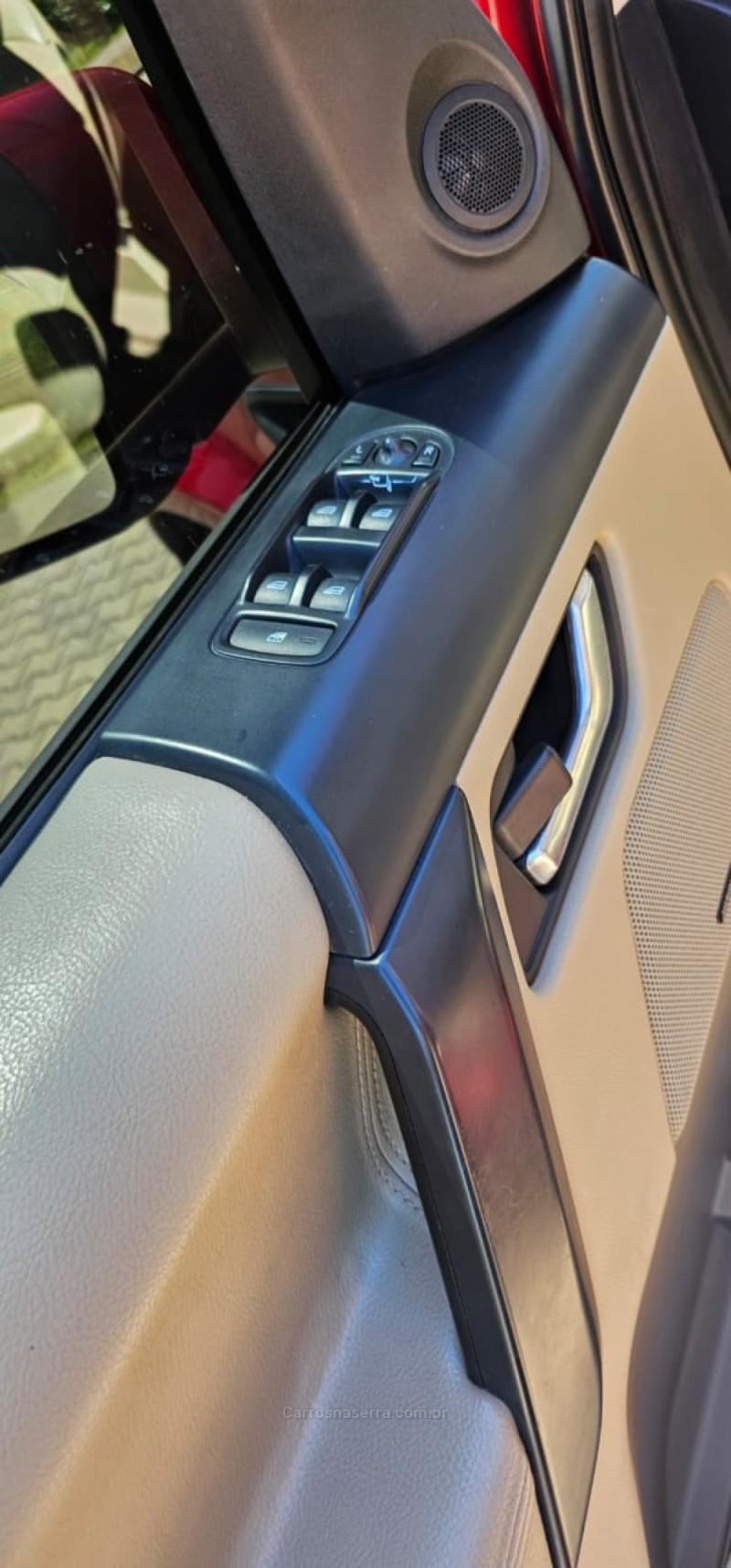 FREELANDER 2 2.0 DYNAMIC SI4 16V GASOLINA 4P AUTOMÁTICO - 2013 - IVOTI