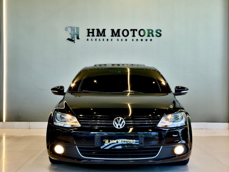 JETTA 2.0 TSI HIGHLINE 200CV GASOLINA 4P TIPTRONIC - 2012 - CAXIAS DO SUL