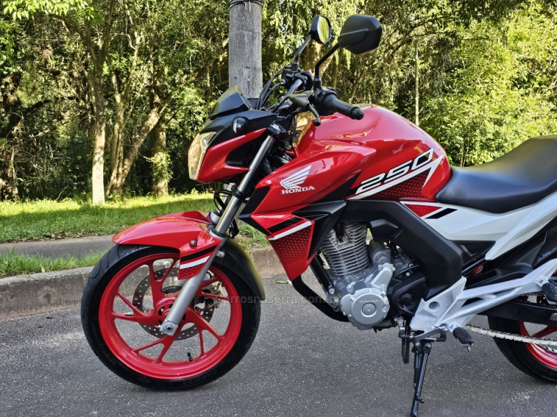 CB 250F TWISTER ABS - 2022 - CAMPO BOM