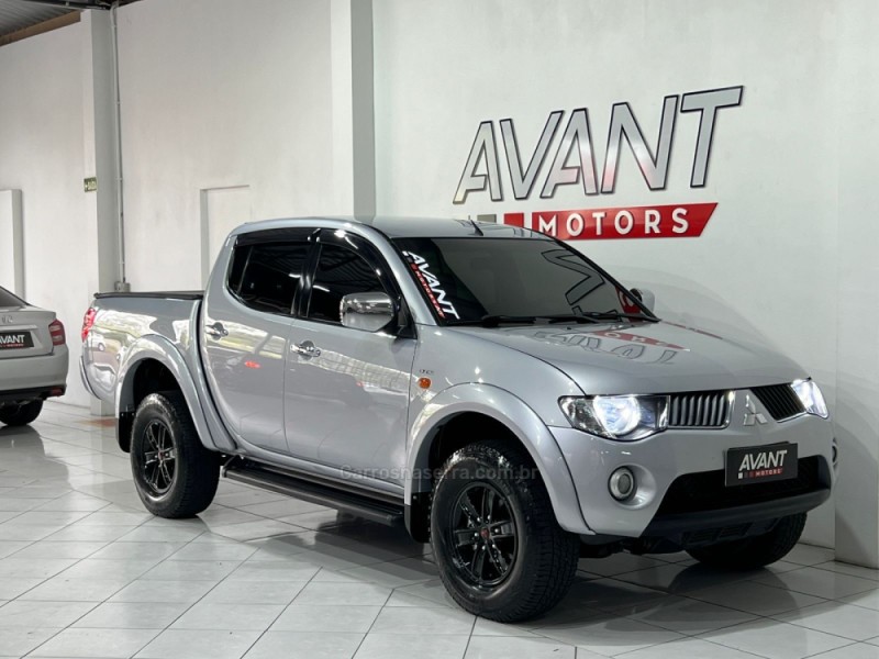 L200 TRITON 3.2 HPE 4X4 CD 16V TURBO INTERCOOLER DIESEL 4P AUTOMÁTICO - 2009 - NOVO HAMBURGO