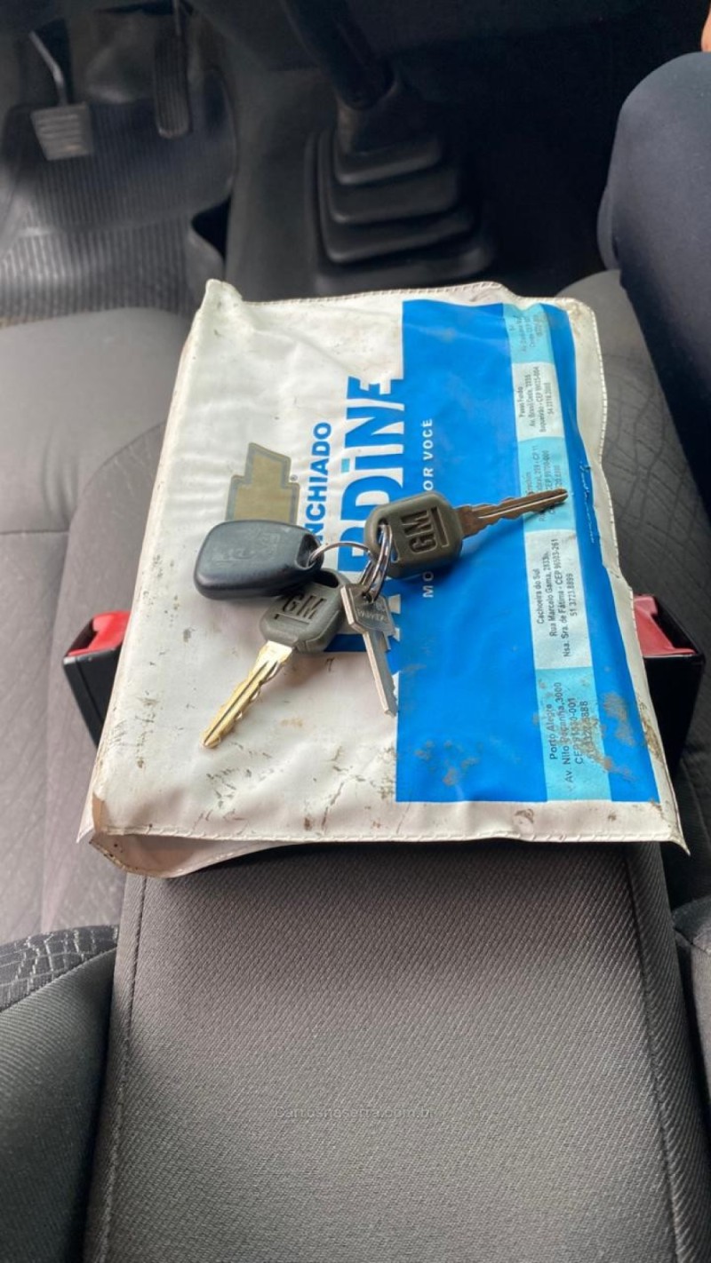 S10 2.4 ADVANTAGE 4X2 CD 8V FLEX 4P MANUAL - 2011 - IVOTI