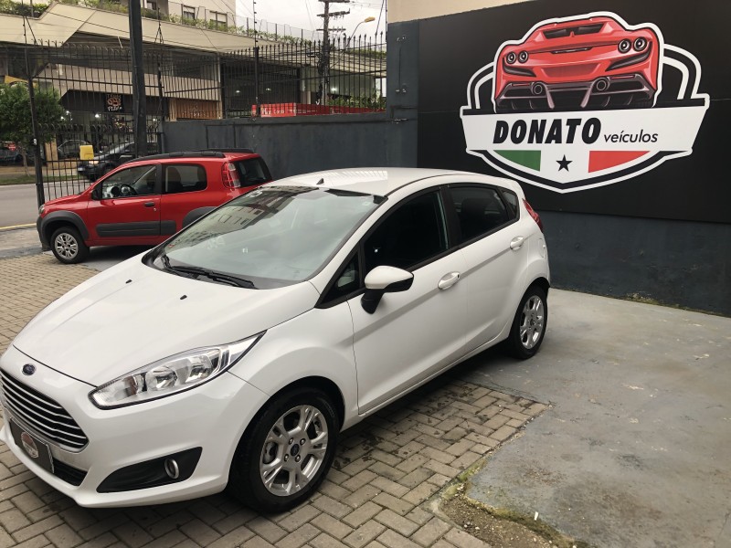 FIESTA 1.6 SE HATCH 16V FLEX 4P AUTOMÁTICO - 2015 - CAXIAS DO SUL