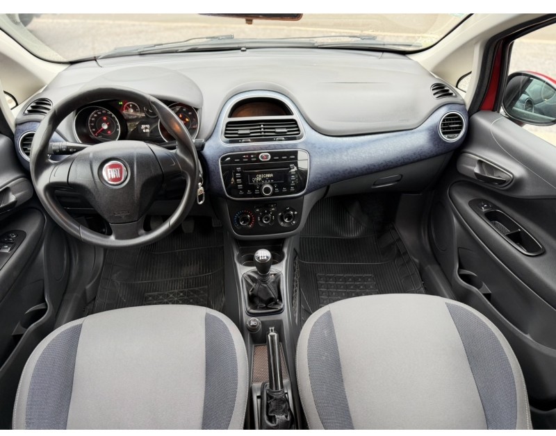 PUNTO 1.4 ATTRACTIVE ITALIA 8V FLEX 4P MANUAL - 2013 - NOVA PETRóPOLIS