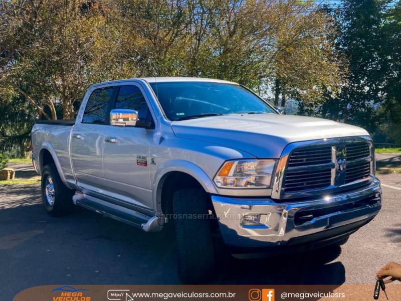 2500 LARAMIE 6.7 CD 4X4 TDI DIESEL 4P AUTOMÁTICA - 2012 - BENTO GONçALVES