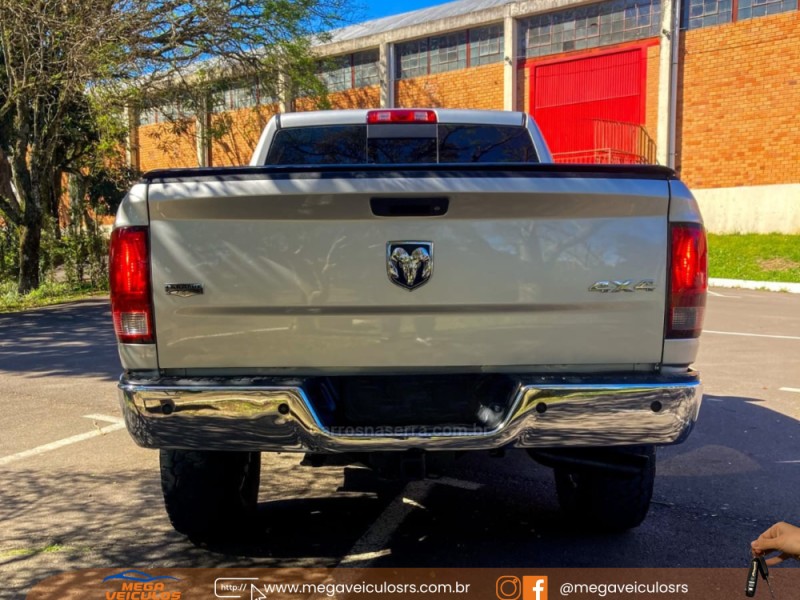 2500 LARAMIE 6.7 CD 4X4 TDI DIESEL 4P AUTOMÁTICA - 2012 - BENTO GONçALVES