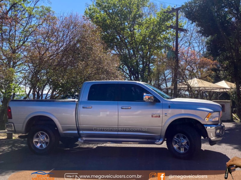 2500 LARAMIE 6.7 CD 4X4 TDI DIESEL 4P AUTOMÁTICA - 2012 - BENTO GONçALVES