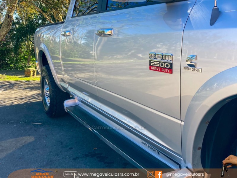2500 LARAMIE 6.7 CD 4X4 TDI DIESEL 4P AUTOMÁTICA - 2012 - BENTO GONçALVES