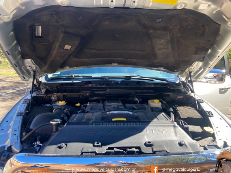 2500 LARAMIE 6.7 CD 4X4 TDI DIESEL 4P AUTOMÁTICA - 2012 - BENTO GONçALVES
