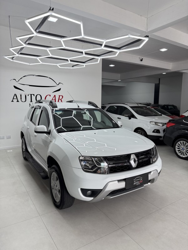 DUSTER 1.6 DYNAMIQUE 4X2 16V FLEX 4P MANUAL - 2017 - CAXIAS DO SUL