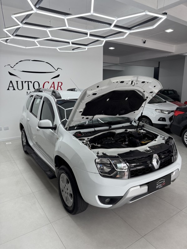 DUSTER 1.6 DYNAMIQUE 4X2 16V FLEX 4P MANUAL - 2017 - CAXIAS DO SUL