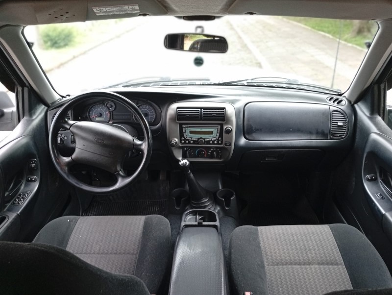 RANGER 2.5 XLT 4X2 CD 16V FLEX 4P MANUAL - 2011 - FARROUPILHA