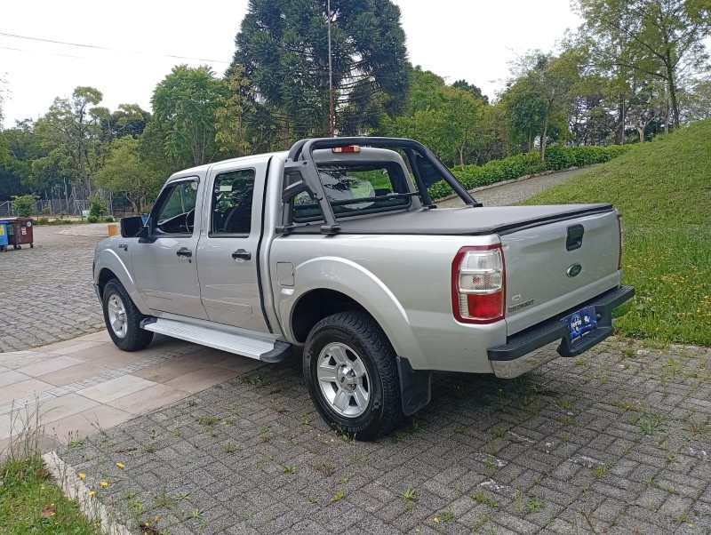 RANGER 2.5 XLT 4X2 CD 16V FLEX 4P MANUAL - 2011 - FARROUPILHA