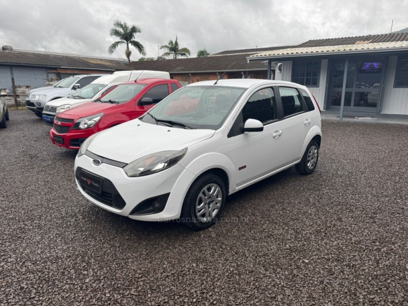 FIESTA 1.6 MPI CLASS HATCH 8V FLEX 4P MANUAL - 2012 - IGREJINHA