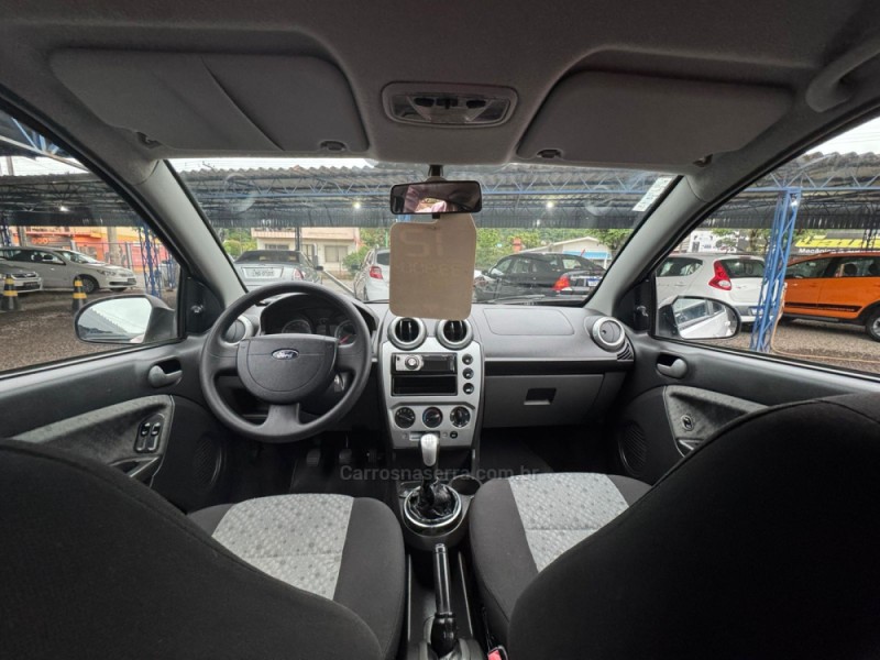 FIESTA 1.6 MPI CLASS HATCH 8V FLEX 4P MANUAL - 2012 - IGREJINHA