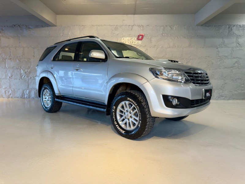 HILUX SW4 3.0 SRV 4X4 16V TURBO INTERCOOLER DIESEL 4P AUTOMÁTICO - 2014 - CAXIAS DO SUL