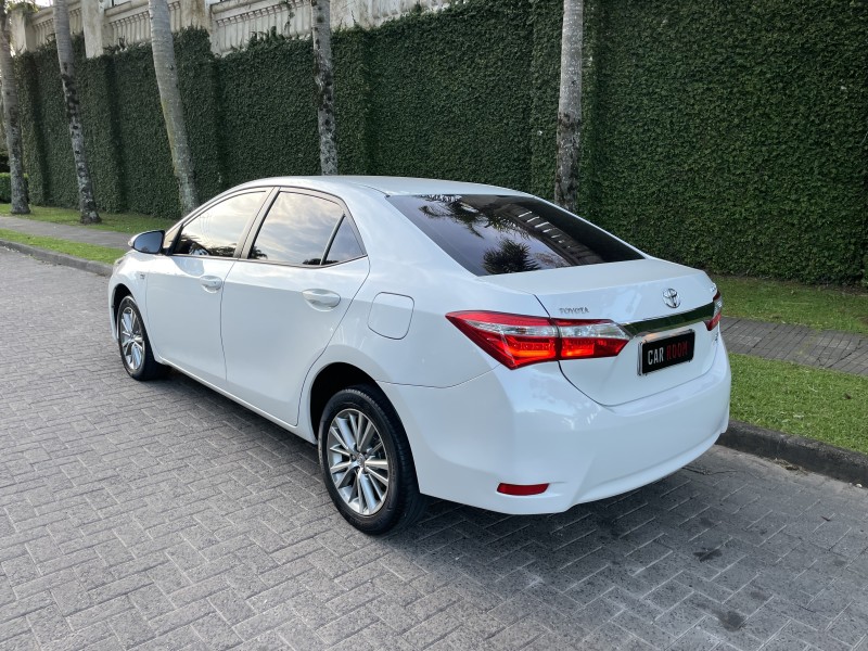 COROLLA 2.0 XEI 16V FLEX 4P AUTOMÁTICO - 2015 - CAXIAS DO SUL