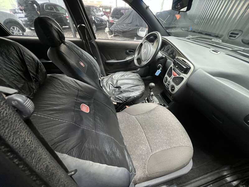 PALIO 1.0 MPI ELX 25 ANOS FIRE 16V GASOLINA 4P MANUAL - 2001 - CAXIAS DO SUL