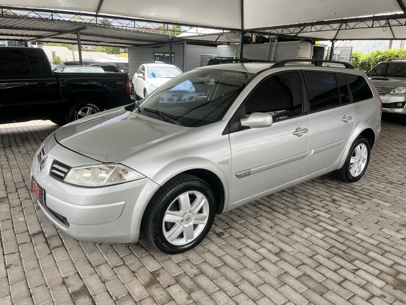 megane 1.6 dynamique grand tour 16v flex 4p manual 2013 caxias do sul