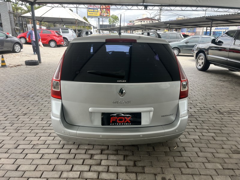 MÉGANE 1.6 DYNAMIQUE GRAND TOUR 16V FLEX 4P MANUAL - 2013 - CAXIAS DO SUL