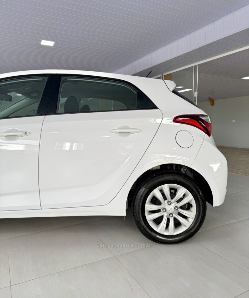 HB20 1.0 COMFORT PLUS 12V FLEX 4P MANUAL - 2019 - VILA FLORES