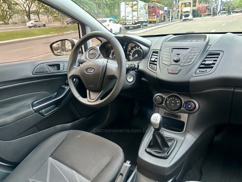 FIESTA 1.5 S HATCH 16V FLEX 4P MANUAL - 2016 - ESTâNCIA VELHA