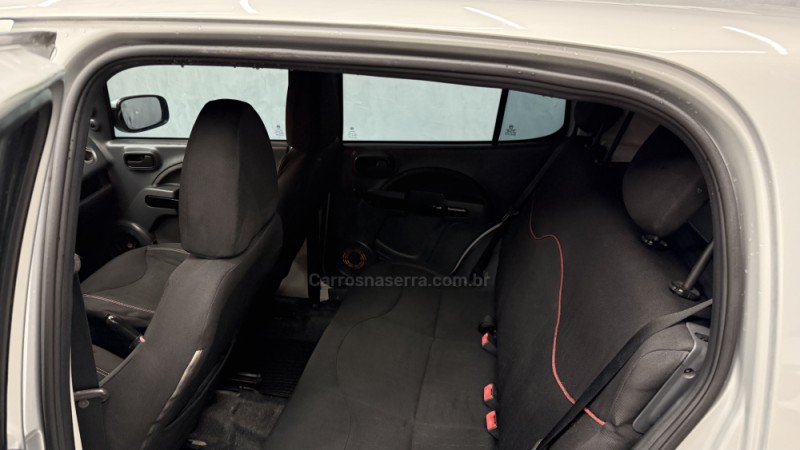 UNO 1.4 EVO SPORTING 8V FLEX 4P MANUAL - 2011 - SAPIRANGA