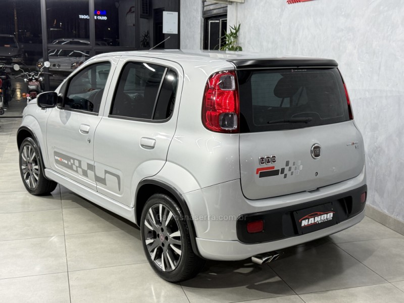 UNO 1.4 EVO SPORTING 8V FLEX 4P MANUAL - 2011 - SAPIRANGA