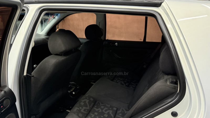 GOLF 1.6 8V GASOLINA 4P MANUAL - 1999 - SAPIRANGA