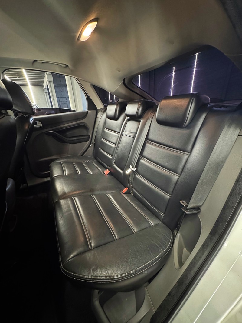 FOCUS 2.0 TITANIUM HATCH 16V FLEX 4P AUTOMÁTICO - 2012 - PASSO FUNDO