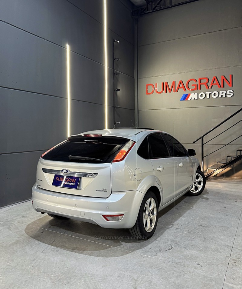 FOCUS 2.0 TITANIUM HATCH 16V FLEX 4P AUTOMÁTICO - 2012 - PASSO FUNDO