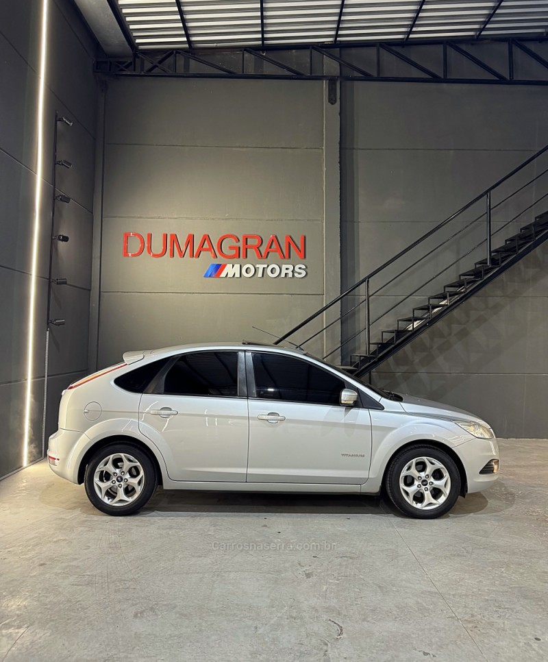 FOCUS 2.0 TITANIUM HATCH 16V FLEX 4P AUTOMÁTICO - 2012 - PASSO FUNDO